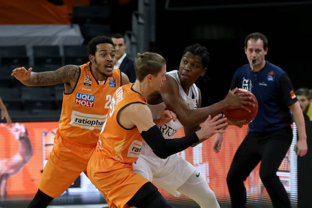 不仅看数据 不仅看数据