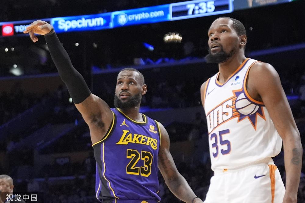 家队的后防 家队的后防