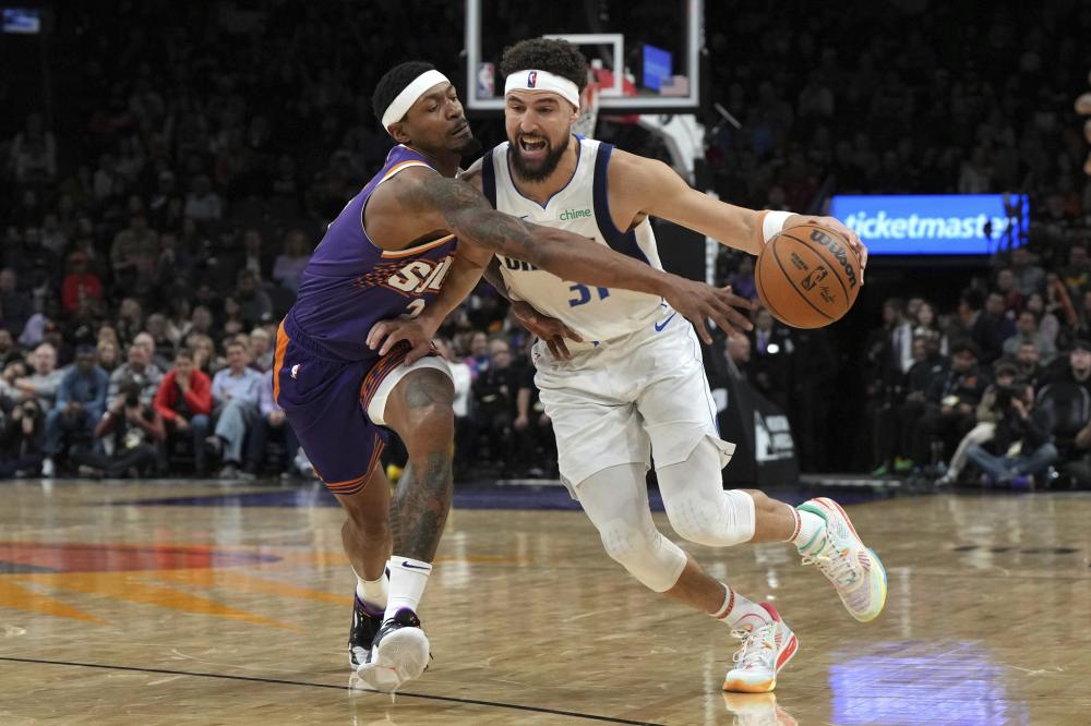 中场出球极 中场出球极